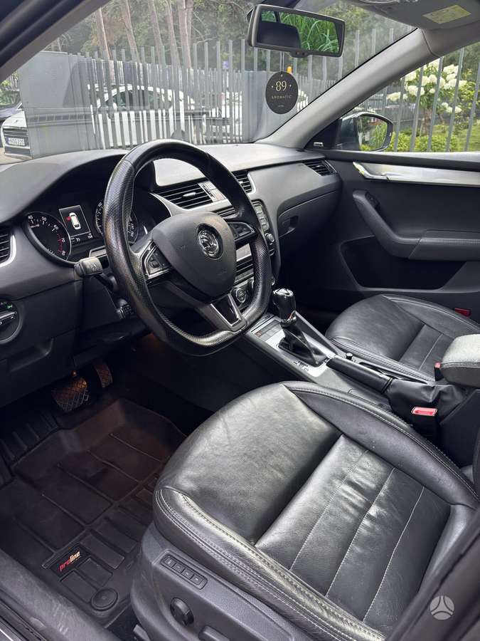 Škoda Octavia - 10