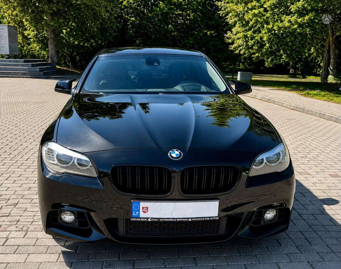 BMW 525, 3.0 l., Седан