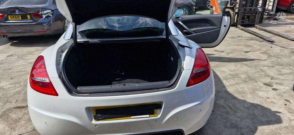 Peugeot RCZ