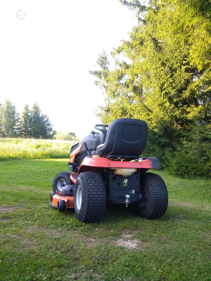 Husqvarna YTH24V48, садовые тракторы