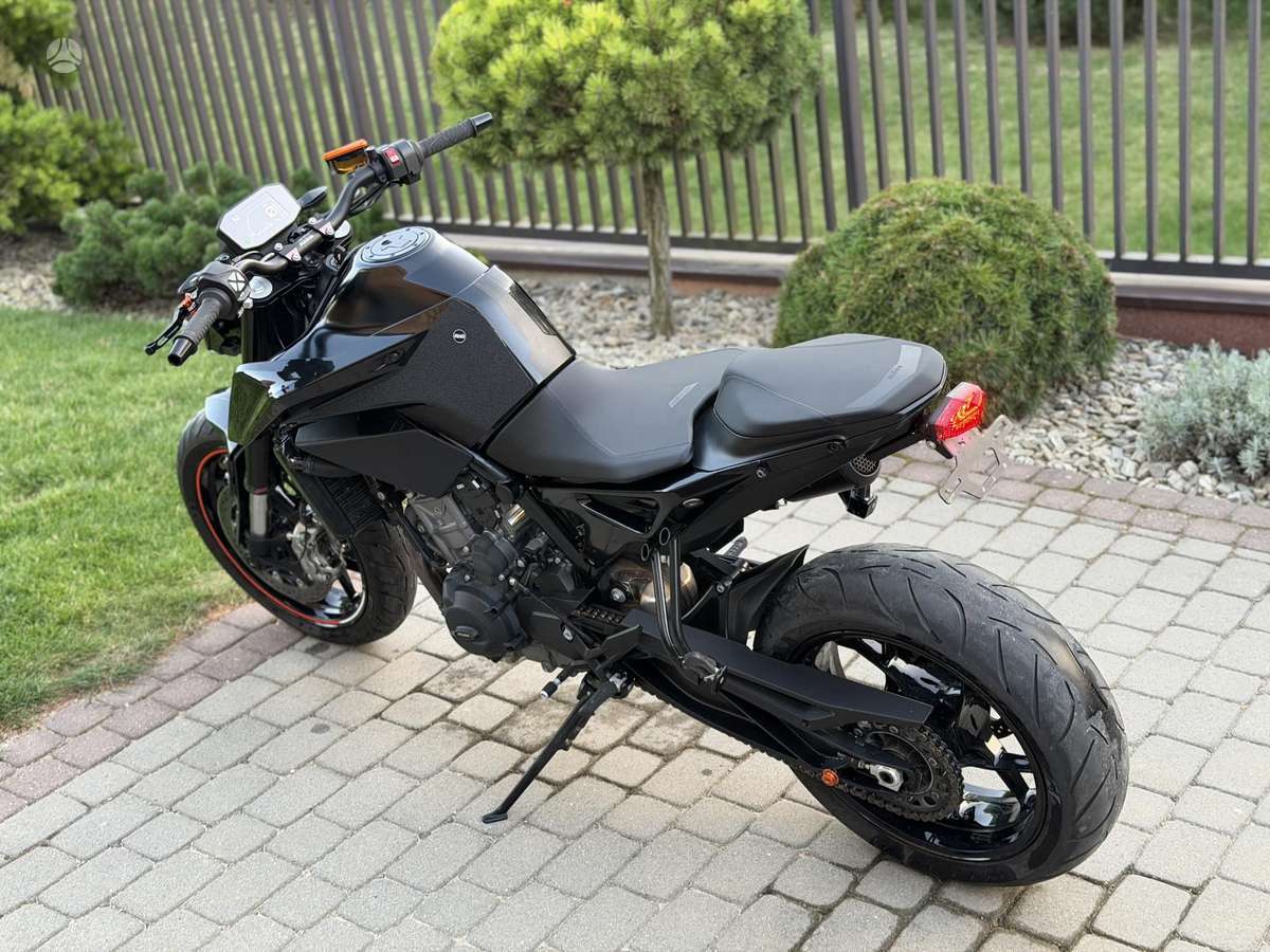 KTM Duke 799cc, street / classic