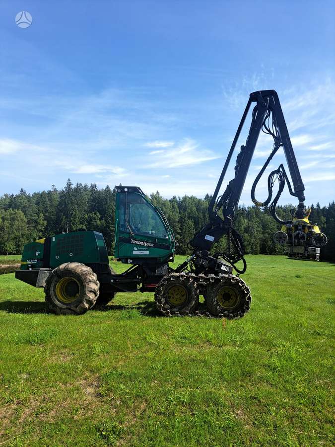Timberjack 1070D, medkirtės