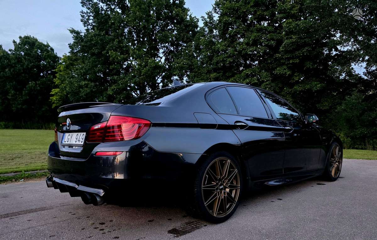 BMW 535, 3.0 l., Седан