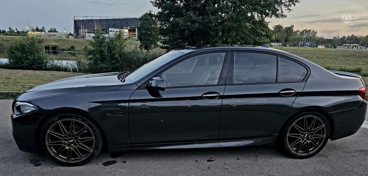 BMW 535, 3.0 l., Седан