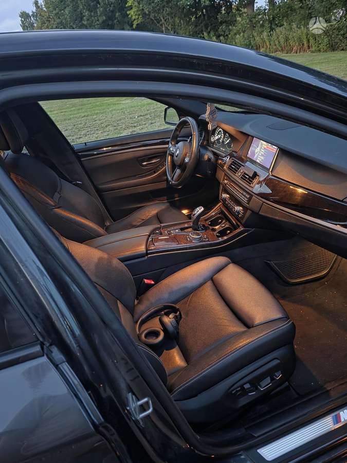 BMW 535, 3.0 l., Седан