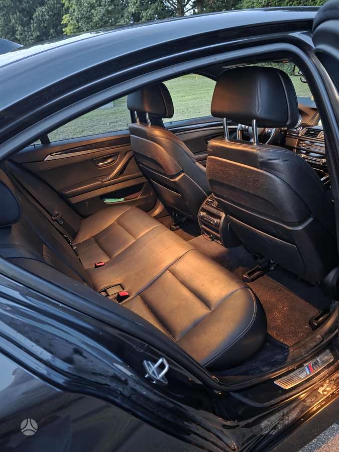 BMW 535, 3.0 l., Седан