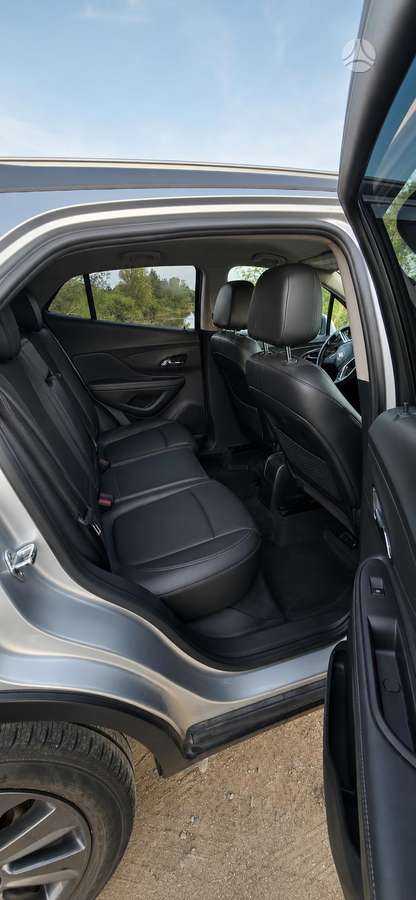 Buick Encore, 1.4 l., off-road / crossover