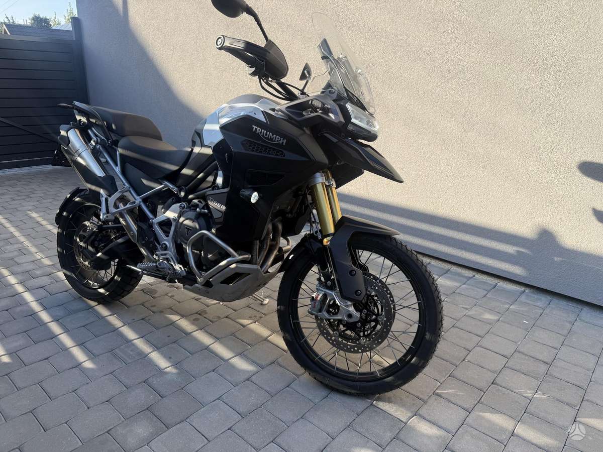 Triumph Tiger, enduro / adventure