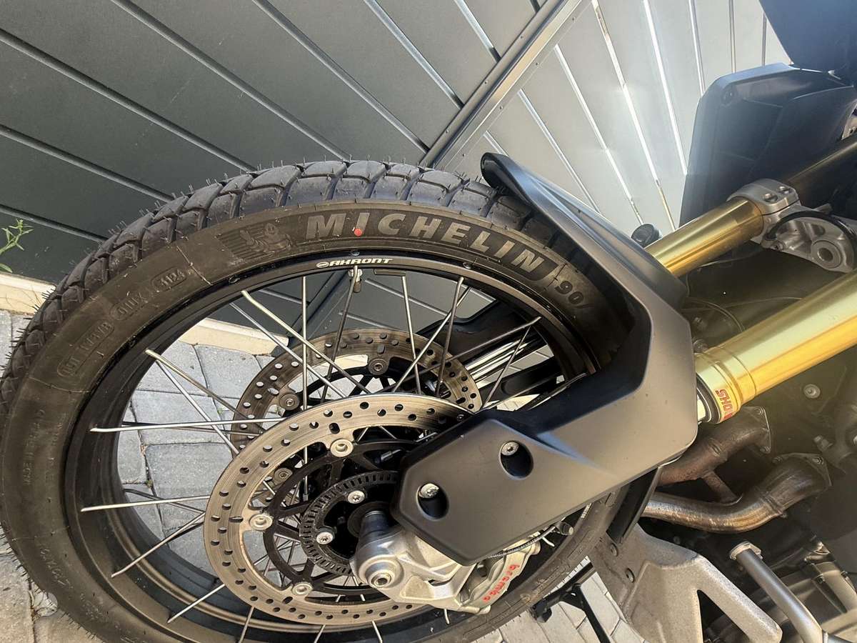 Triumph Tiger, enduro / adventure