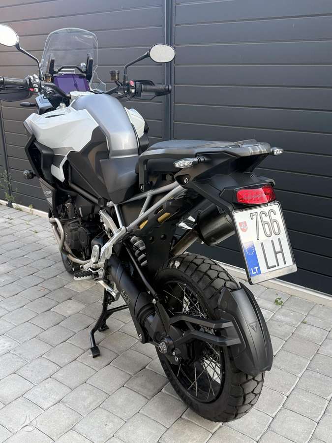 Triumph Tiger, enduro / adventure