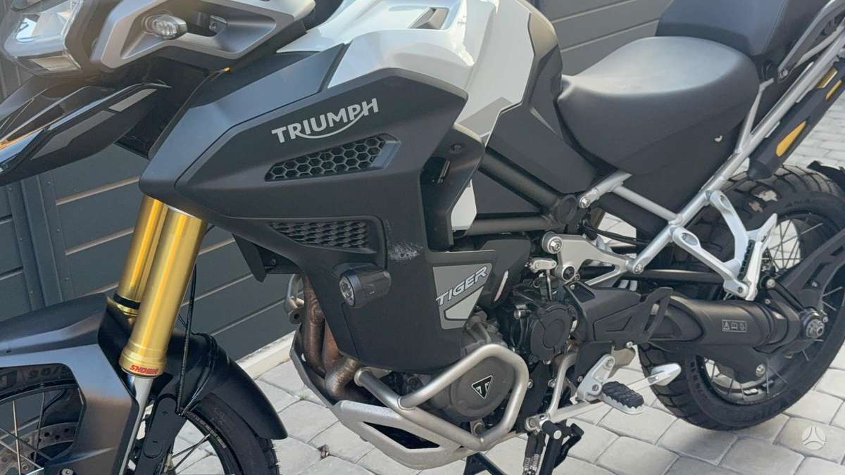 Triumph Tiger, enduro / adventure