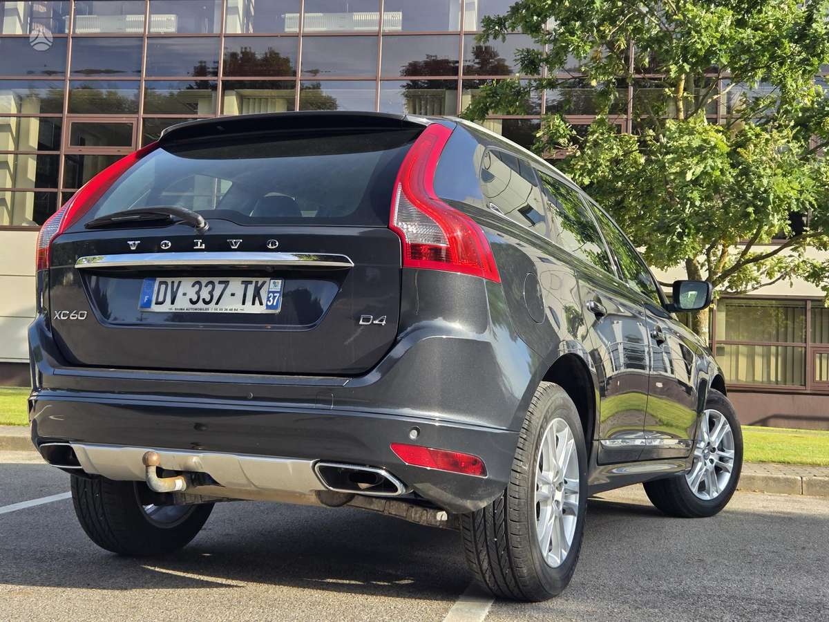Volvo XC60 - 10
