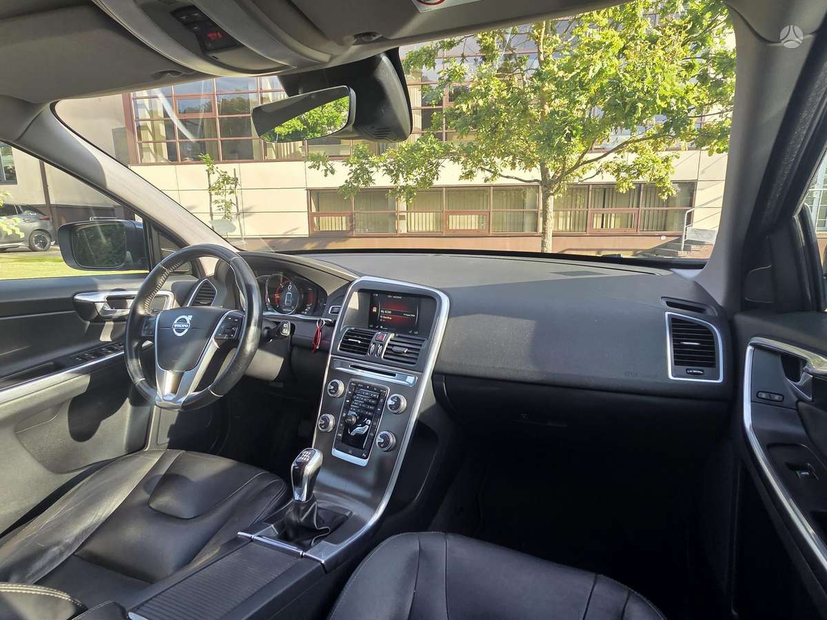 Volvo XC60 - 11