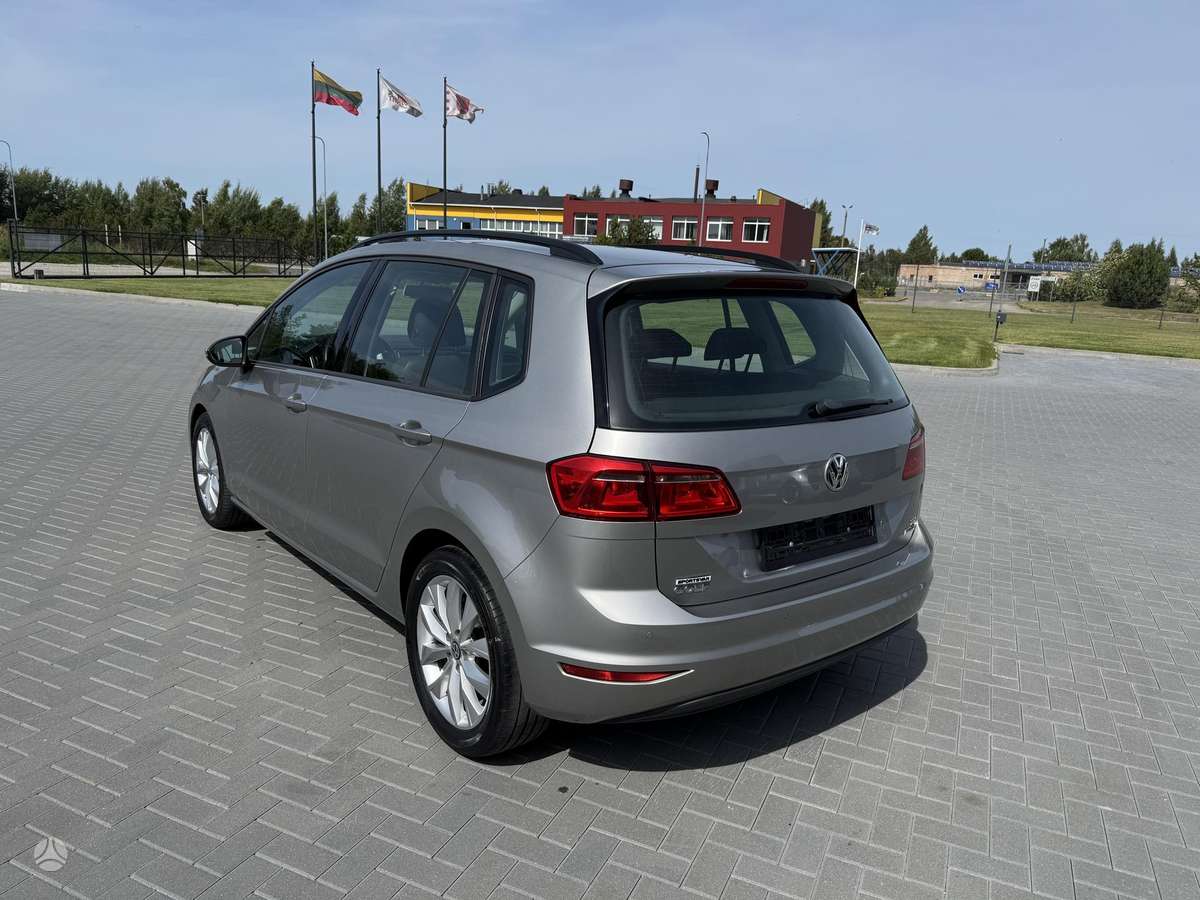 Volkswagen Golf Sportsvan - 5