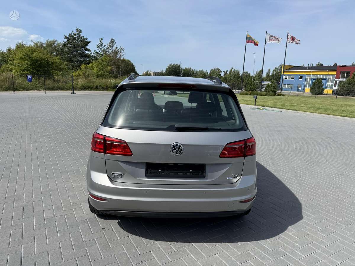 Volkswagen Golf Sportsvan - 6
