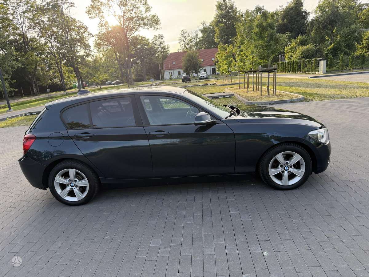 BMW 116, 1.6 l., hatchback