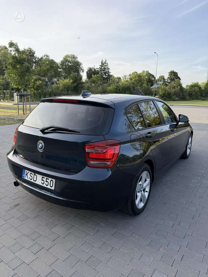 BMW 116, 1.6 l., hatchback