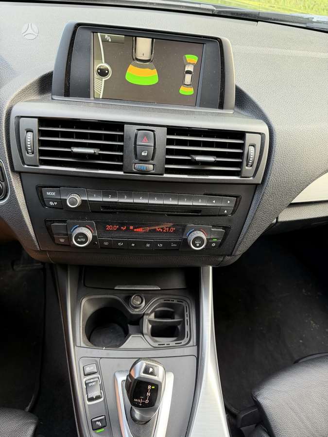BMW 116, 1.6 l., hatchback