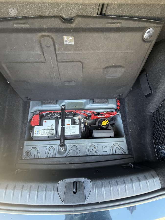 BMW 116, 1.6 l., hatchback