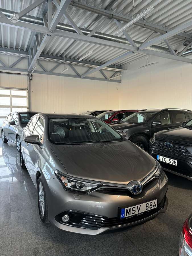 Toyota Auris, hatchback