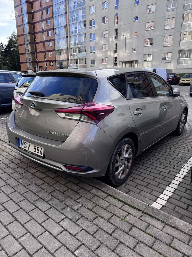 Toyota Auris, hatchback