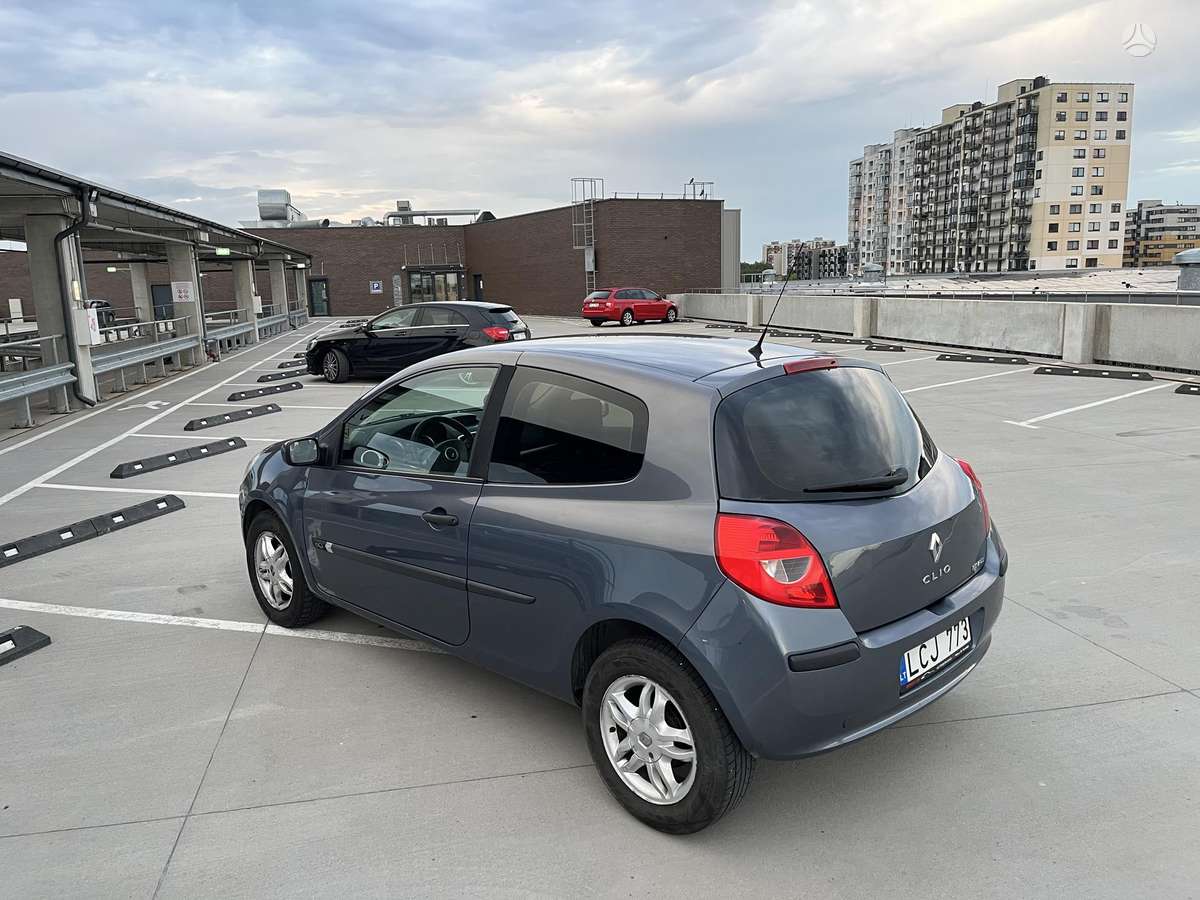 Renault Clio, 1.5 l., Хэтчбек