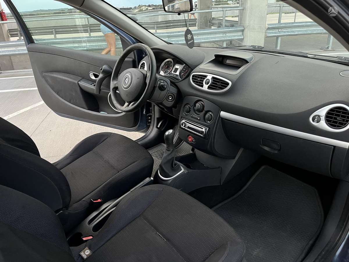 Renault Clio, 1.5 l., Хэтчбек