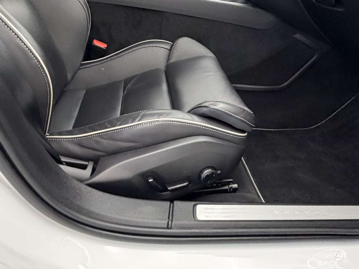 Volvo S60, 2.0 l., Седан