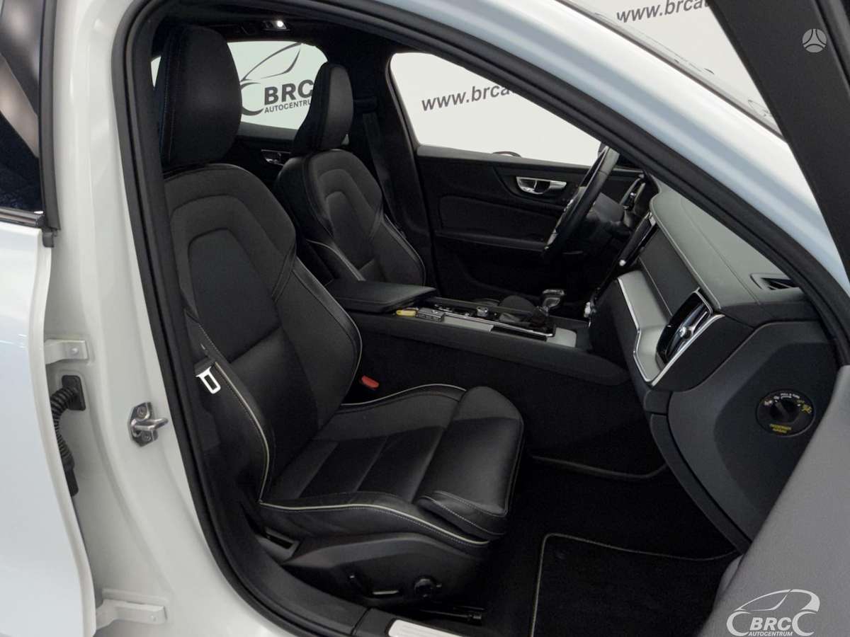 Volvo S60, 2.0 l., Седан