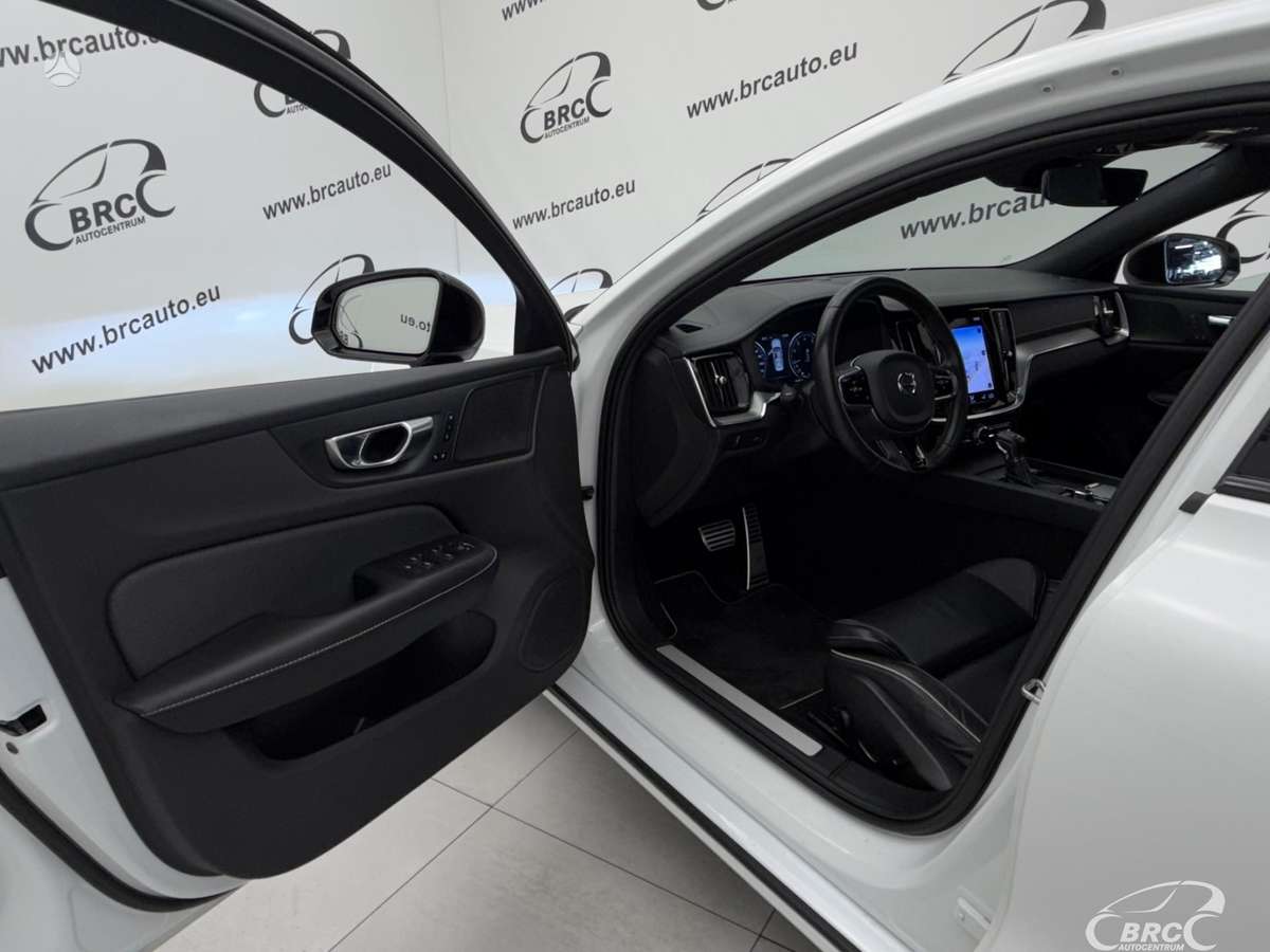 Volvo S60, 2.0 l., Седан