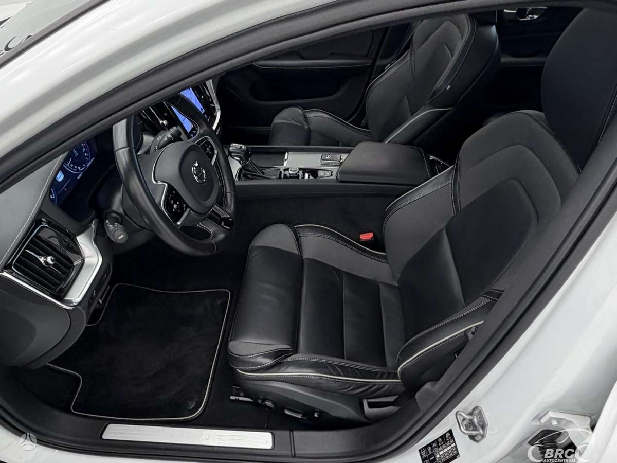 Volvo S60, 2.0 l., Седан