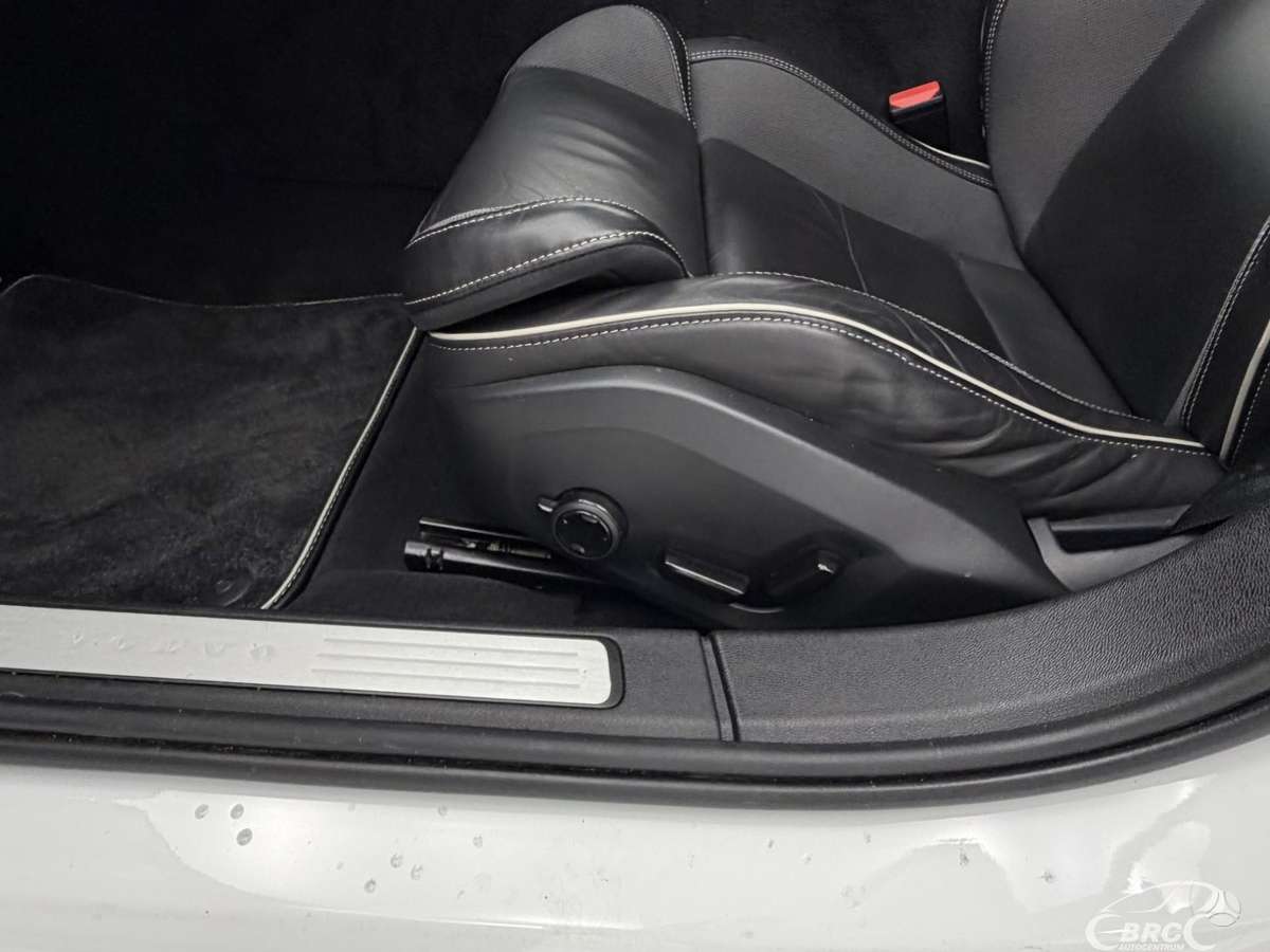 Volvo S60, 2.0 l., Седан