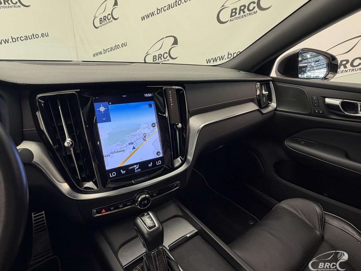 Volvo S60, 2.0 l., Седан
