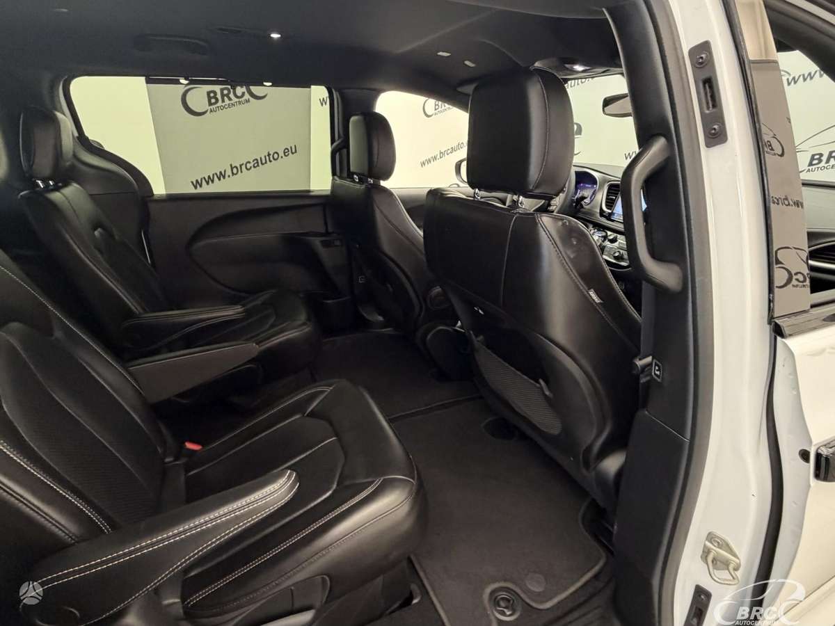 Chrysler Pacifica, 3.6 l., Минивэн