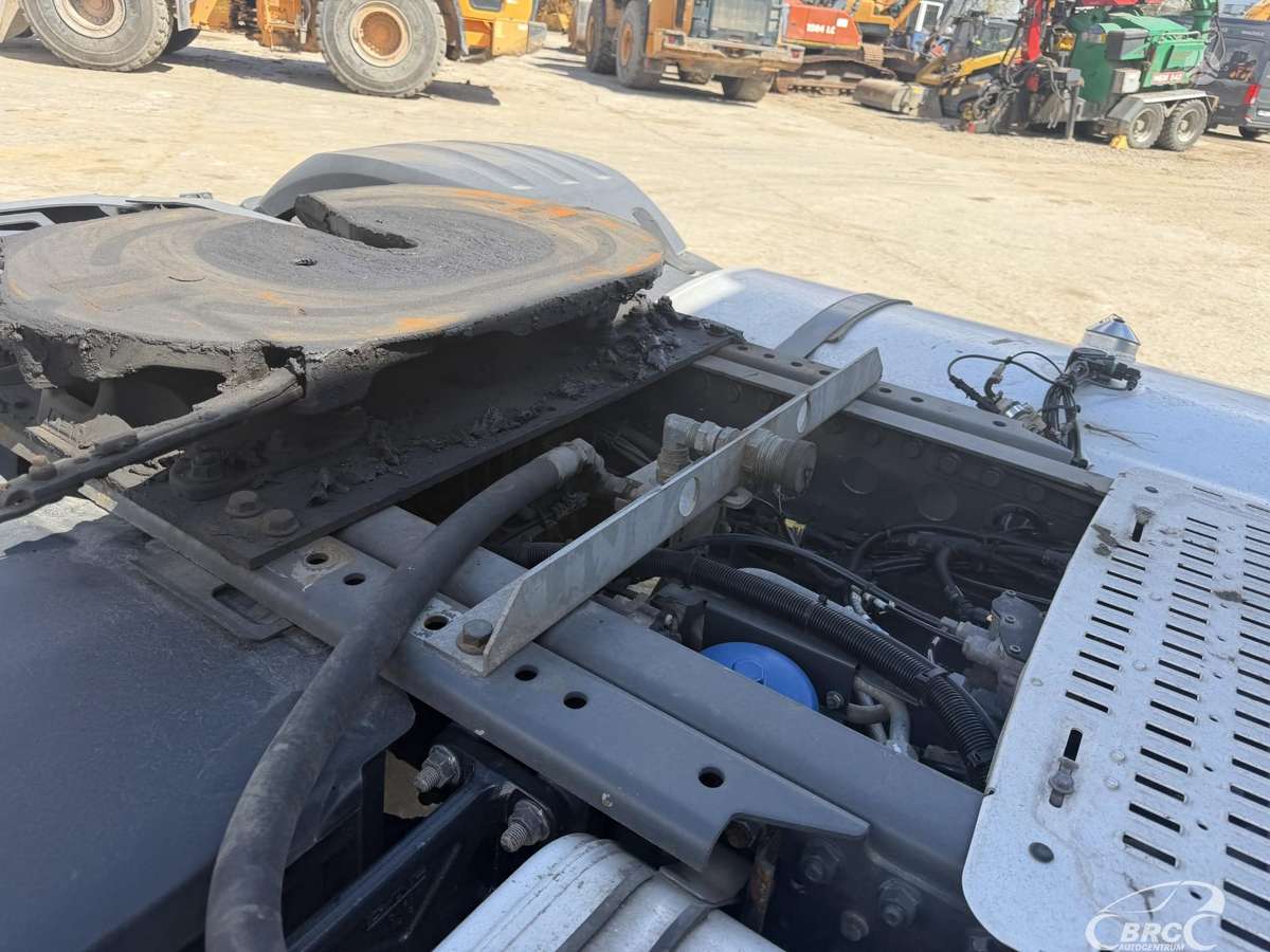 DAF XF 530FT Retarder, double sleeper