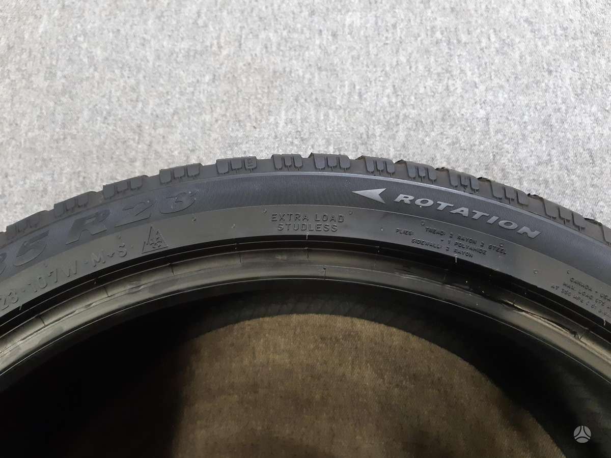 Pirelli 2025m Scrp. Winter 2 85%, žieminės 285/35 R23