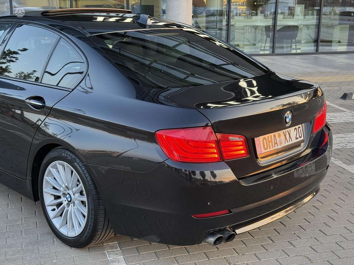 BMW 520, 2.0 l., Седан