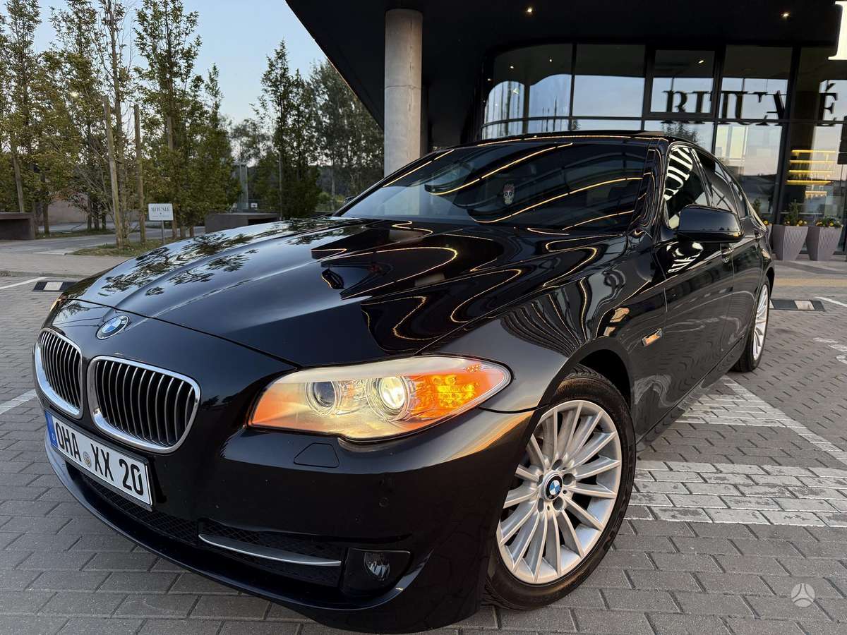 BMW 520, 2.0 l., Седан
