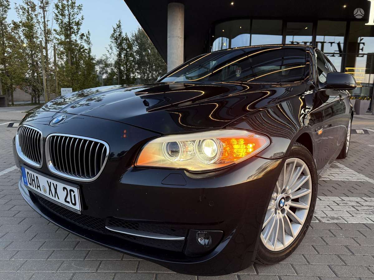 BMW 520, 2.0 l., Седан