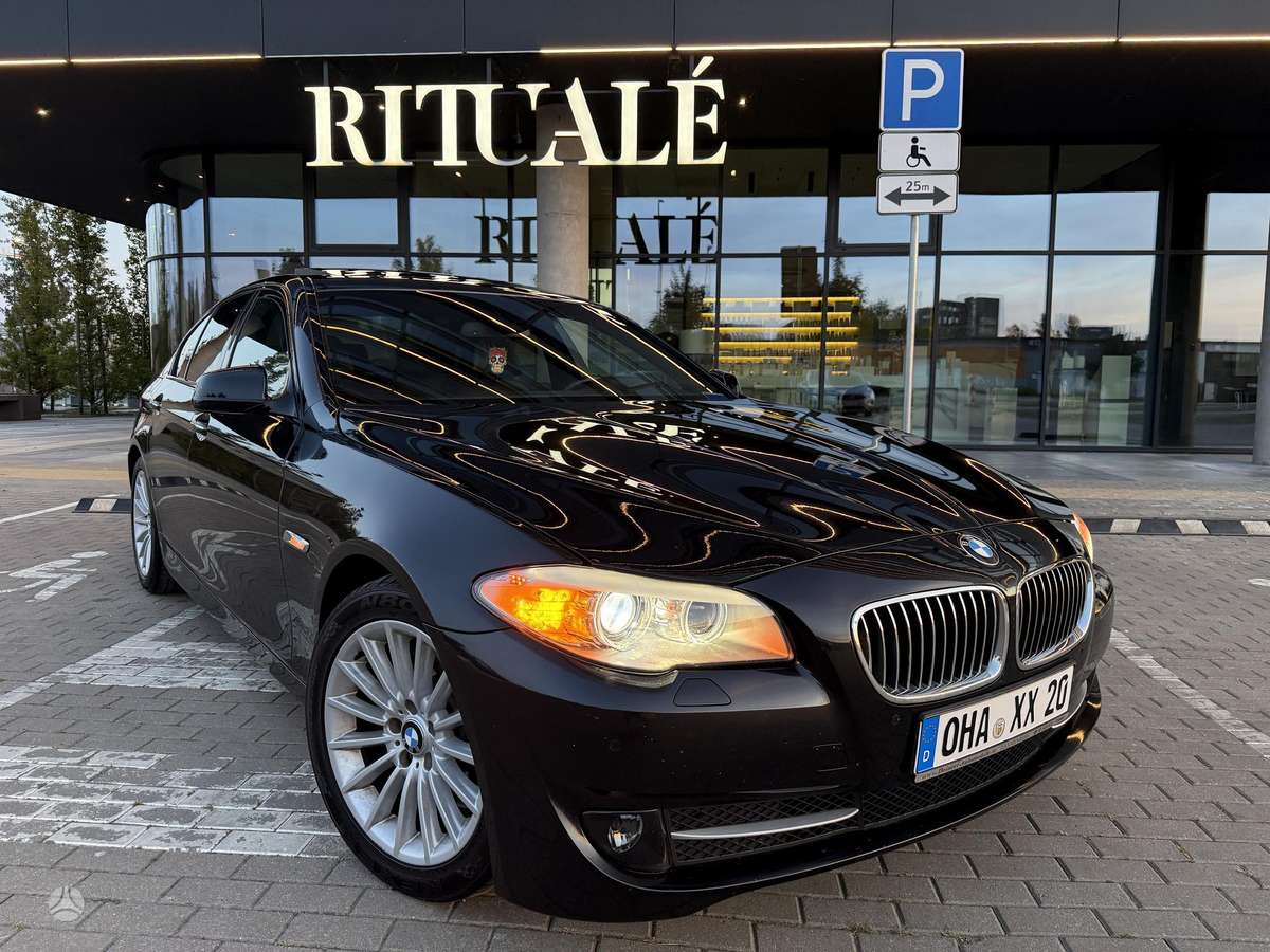BMW 520, 2.0 l., Седан