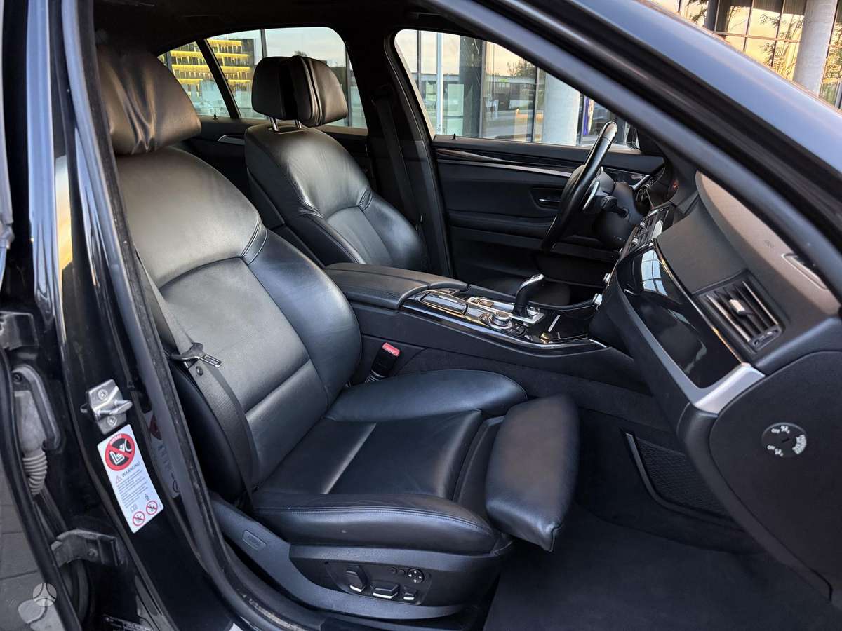 BMW 520, 2.0 l., Седан