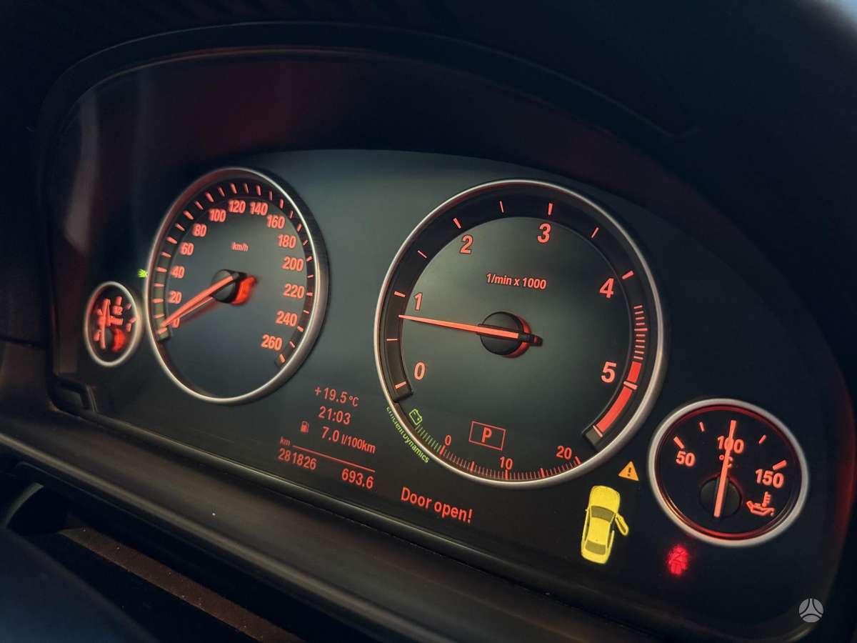 BMW 520, 2.0 l., Седан
