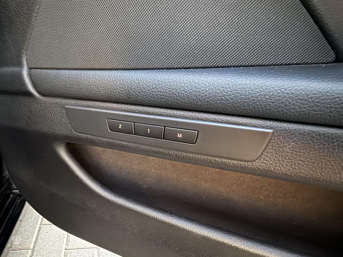 BMW 520, 2.0 l., Седан