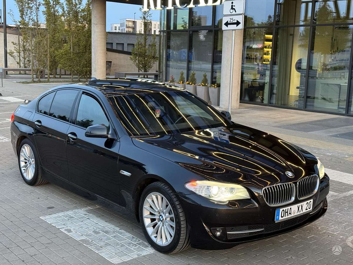 BMW 520, 2.0 l., Седан