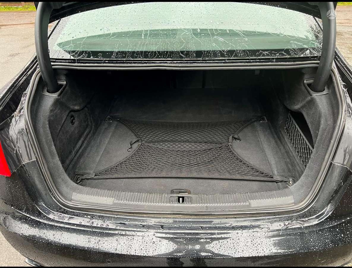 Audi A6 - 6