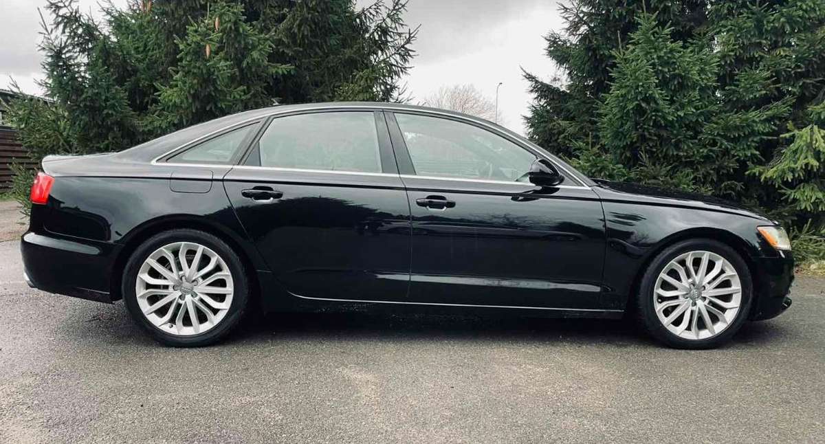 Audi A6, 2.0 l., Седан