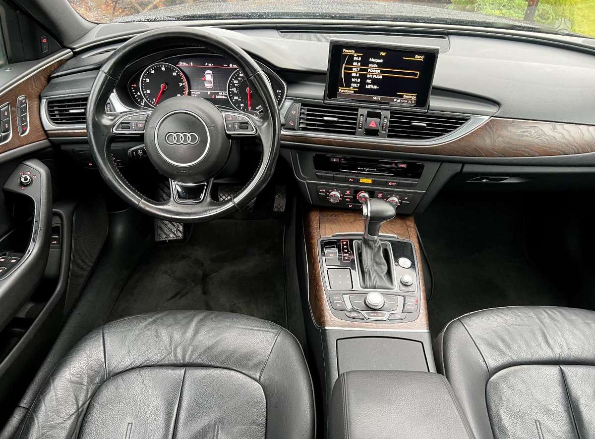 Audi A6, 2.0 l., Седан