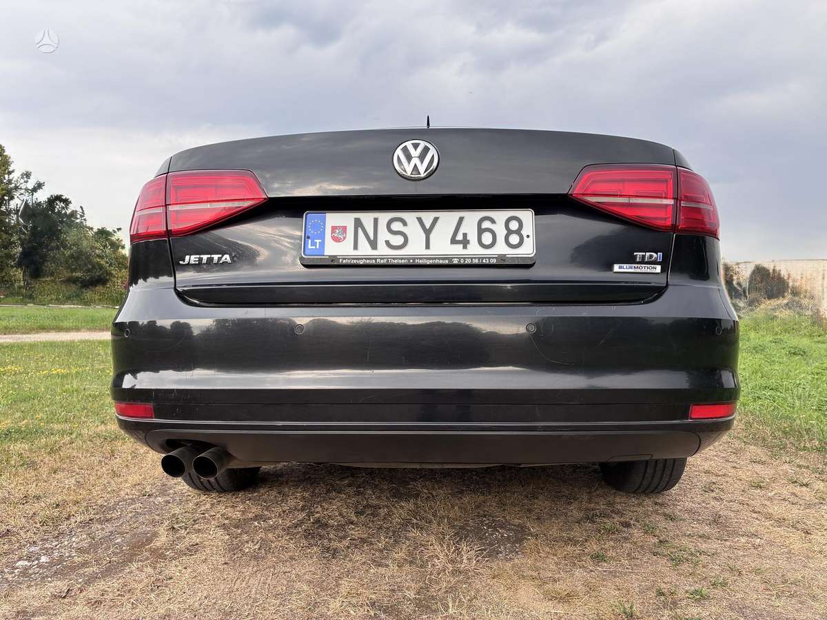 Volkswagen Jetta - 5