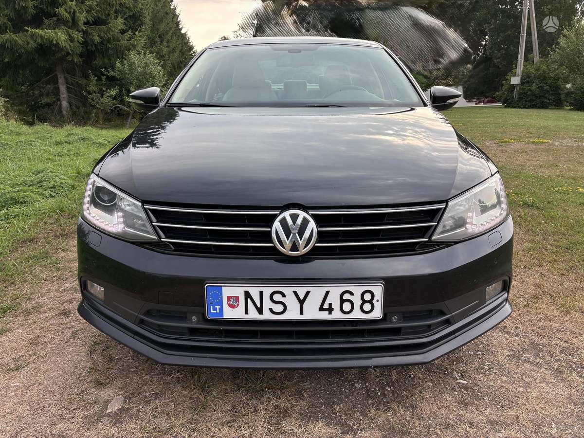 Volkswagen Jetta - 8