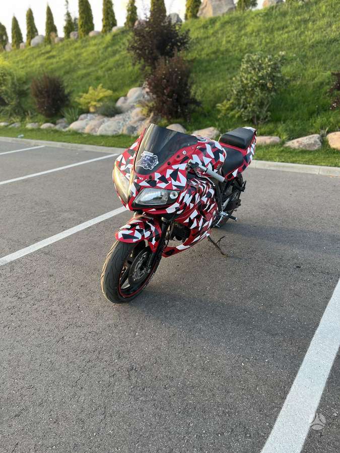 Suzuki SV 650cc, superbikes